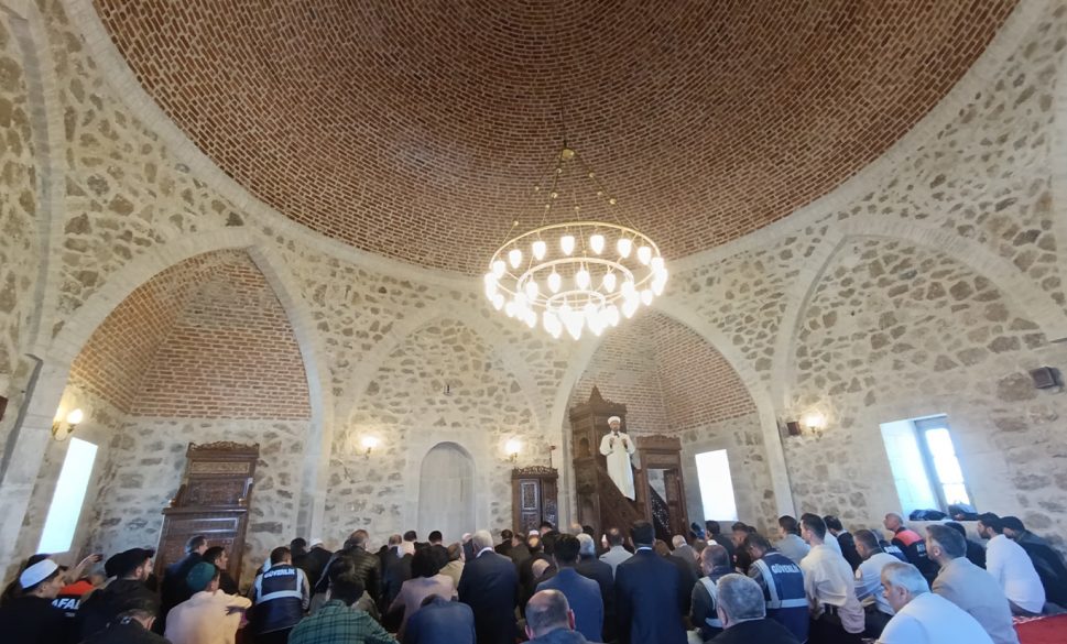 osmanlı mirası camii ibadete açıldı