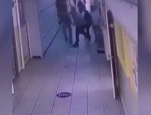 Öğretmene yumrukla saldıran öğrenci velisi gözaltına alındı